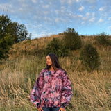 Model sweatshirt