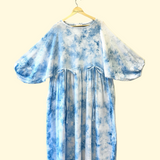 Aurora mekko nauhoilla