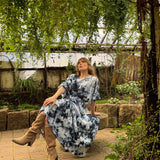 Aurora mekko nauhoilla