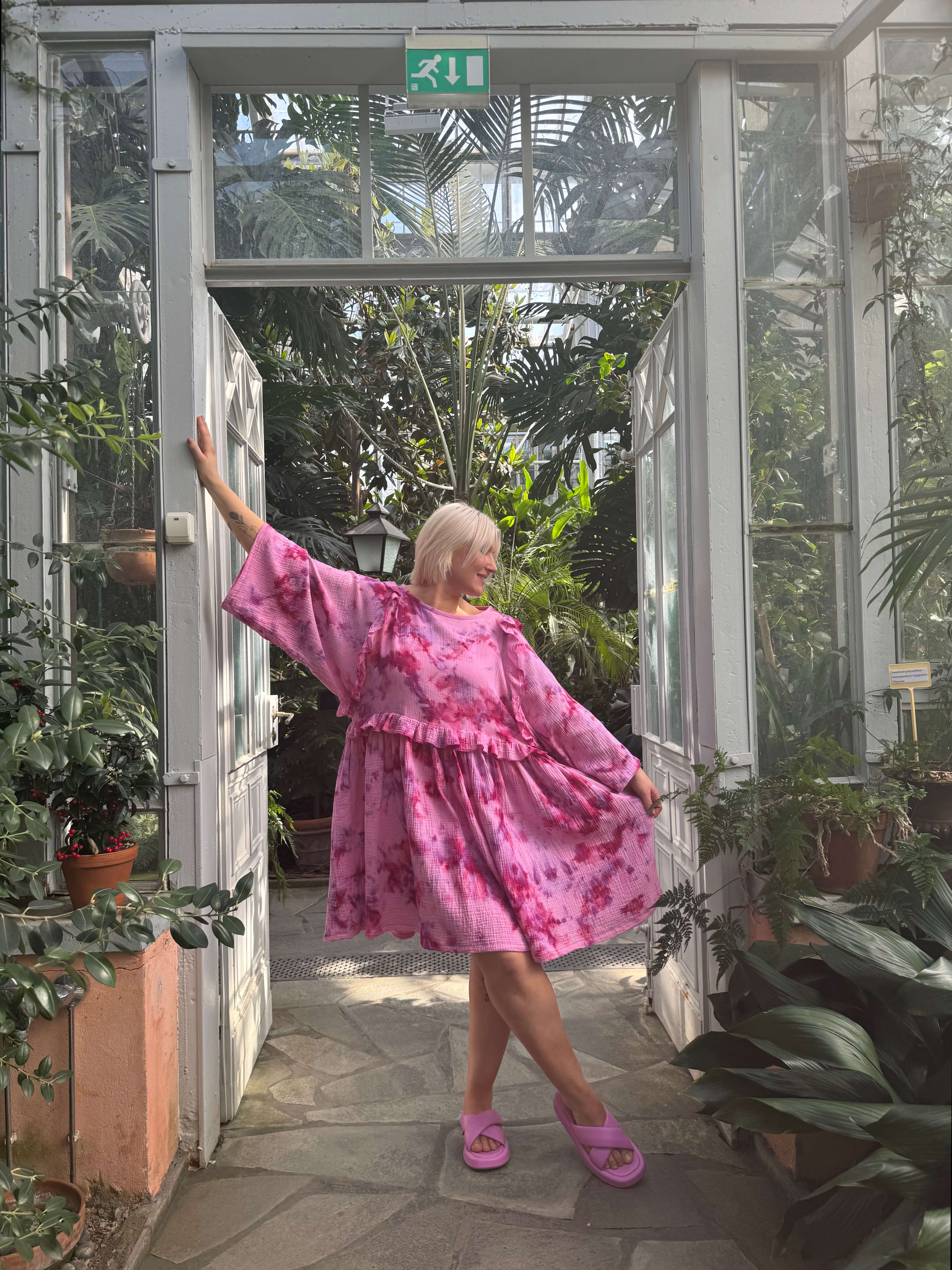 Hanimaa frillamekko lilli röyhelö