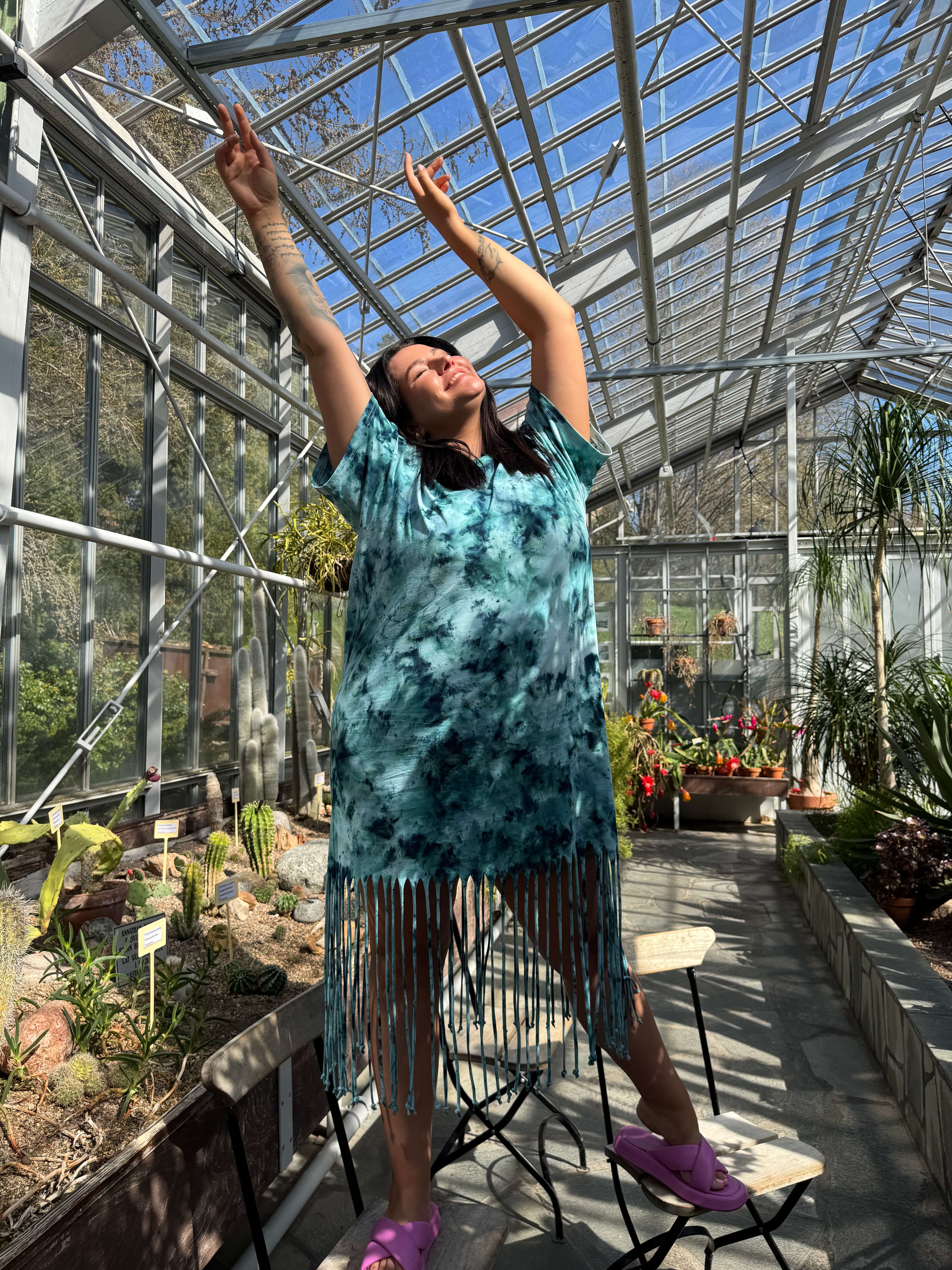 Hanimaa hapsumekko käsin värjätty trikoomekko t-paitamekko