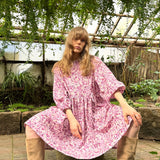 Hanimaa niitty kukkamekko